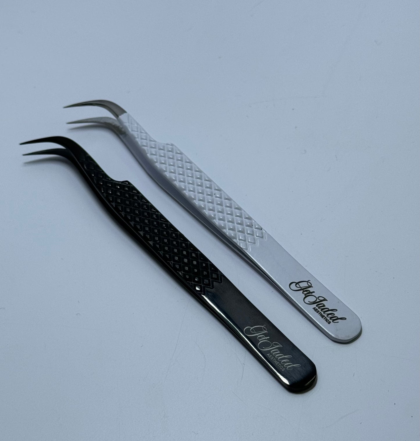 Curved "Pinch Me" Tweezer (Silver &Fiber Tip)